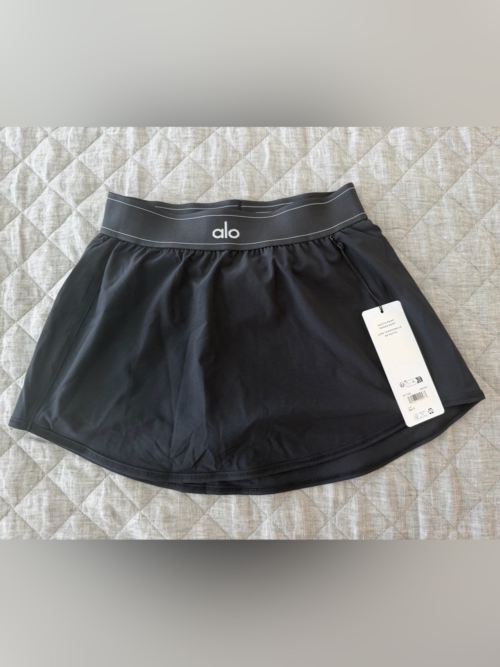 ALO Yoga Black Athletic Skirt with Logo Waistband